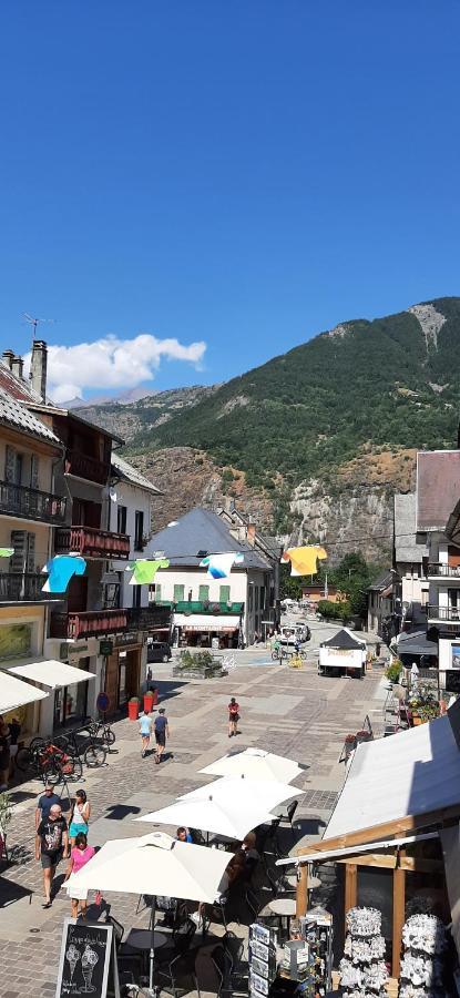 Appartement Grenat Bourg D'Oisans Le Bourg-dʼOisans Zewnętrze zdjęcie